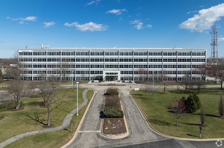 1 Parkway Blvd N, Deerfield
