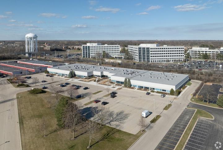 The building and its setting — 111 Deer Lake Rd