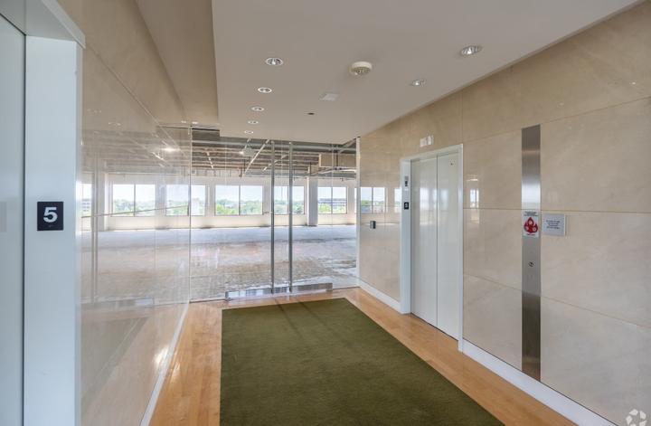 Inside the available space — 1650 Lake Cook Rd
