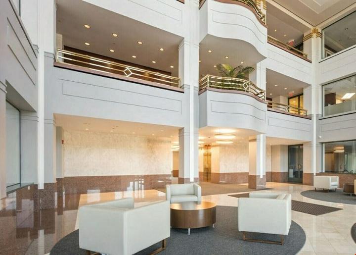 The building and its setting — 1751 Lake Cook Rd