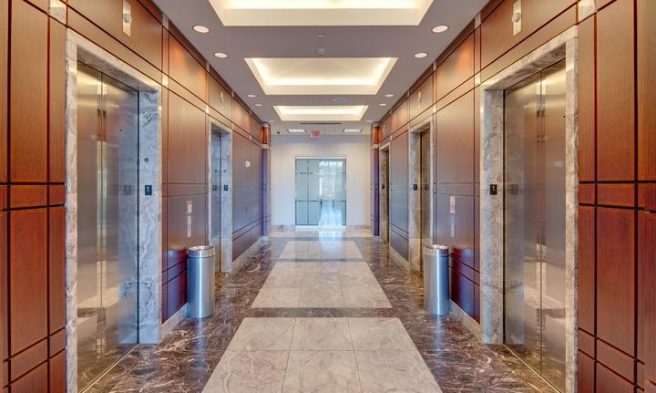 The building and its setting — 2100 E Lake Cook Rd