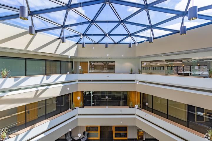 The building and its setting — 2345 Waukegan Rd