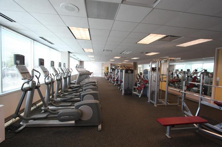 The building and its setting — 3000 Lakeside Dr