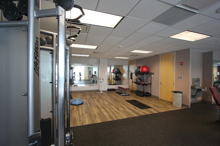 The building and its setting — 3000 Lakeside Dr
