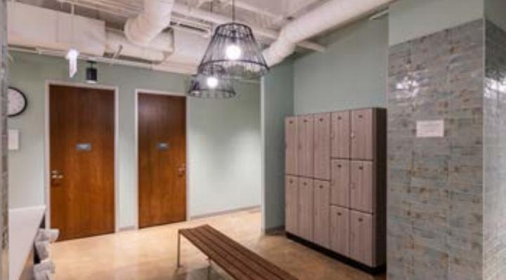 The building and its setting — 400 Skokie Blvd