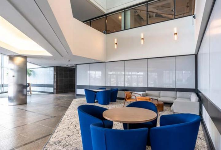 The building and its setting — 400 Skokie Blvd