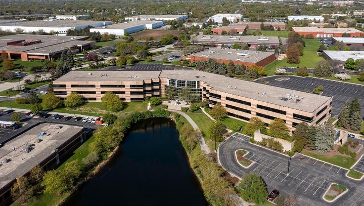 The building and its setting — 544 Lakeview Pkwy