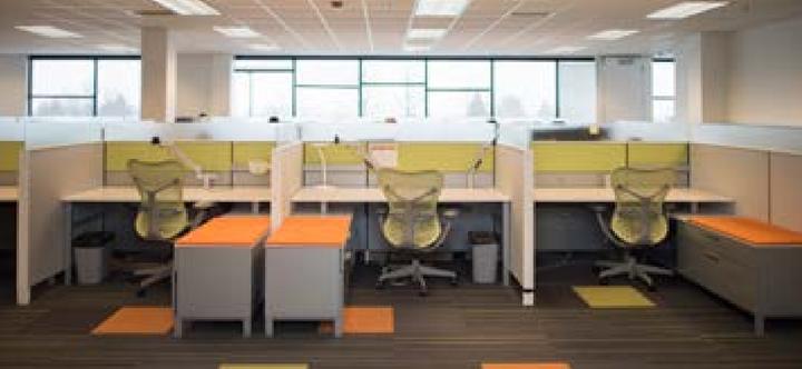 The building and its setting — 75 N Fairway Dr